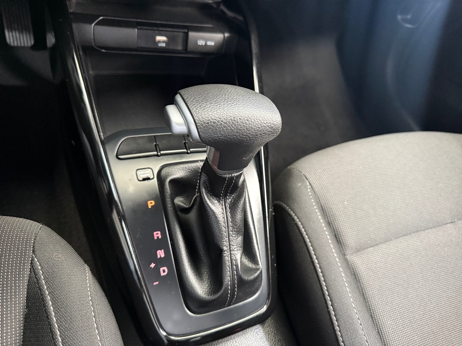 2023 Kia RIO LX TA