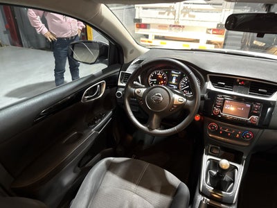 2017 Nissan SENTRA ADVANCE MT