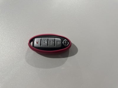 2020 Nissan VERSA ADVANCE MT