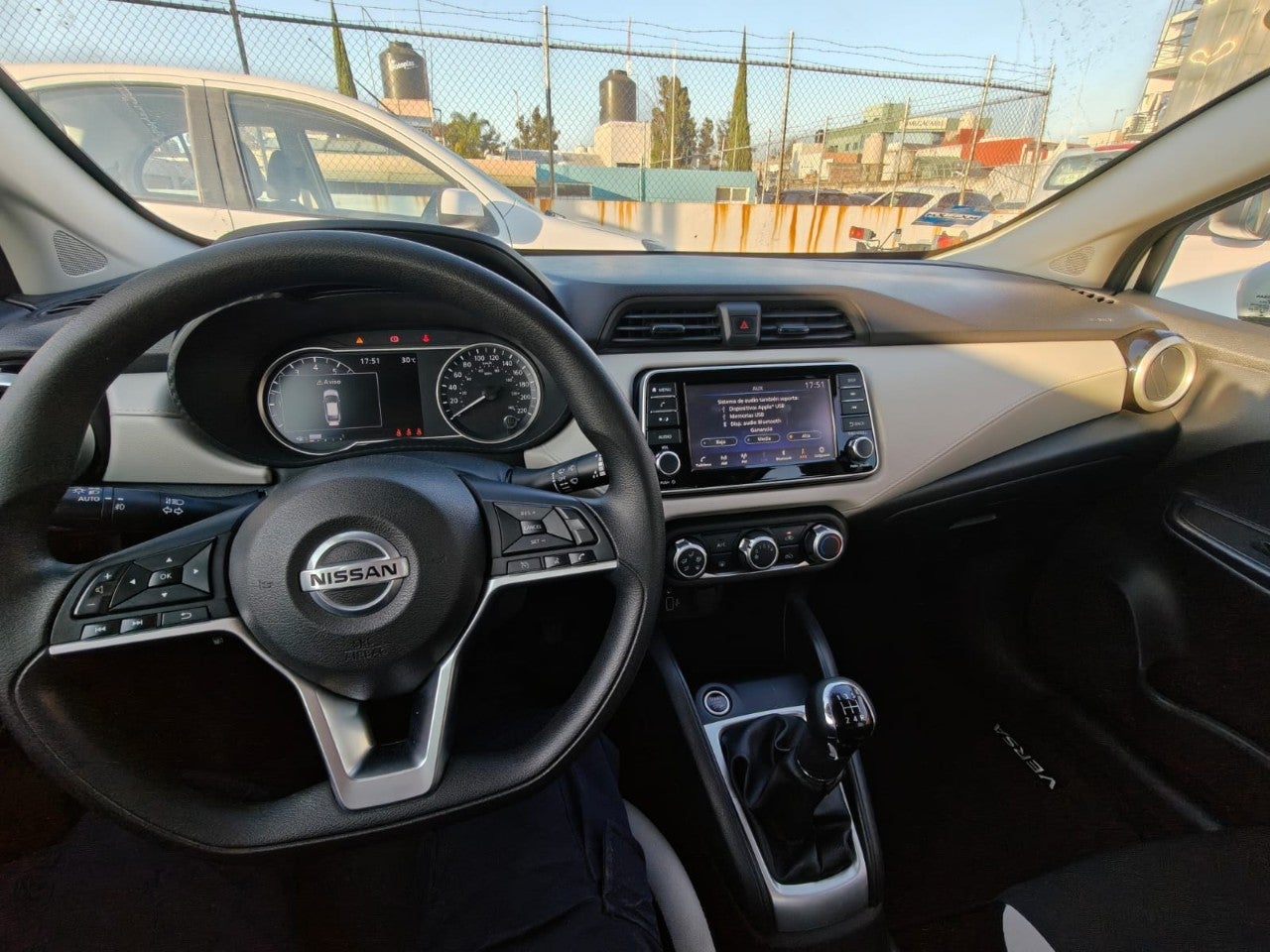 2022 Nissan VERSA VERSA ADVANCE MT