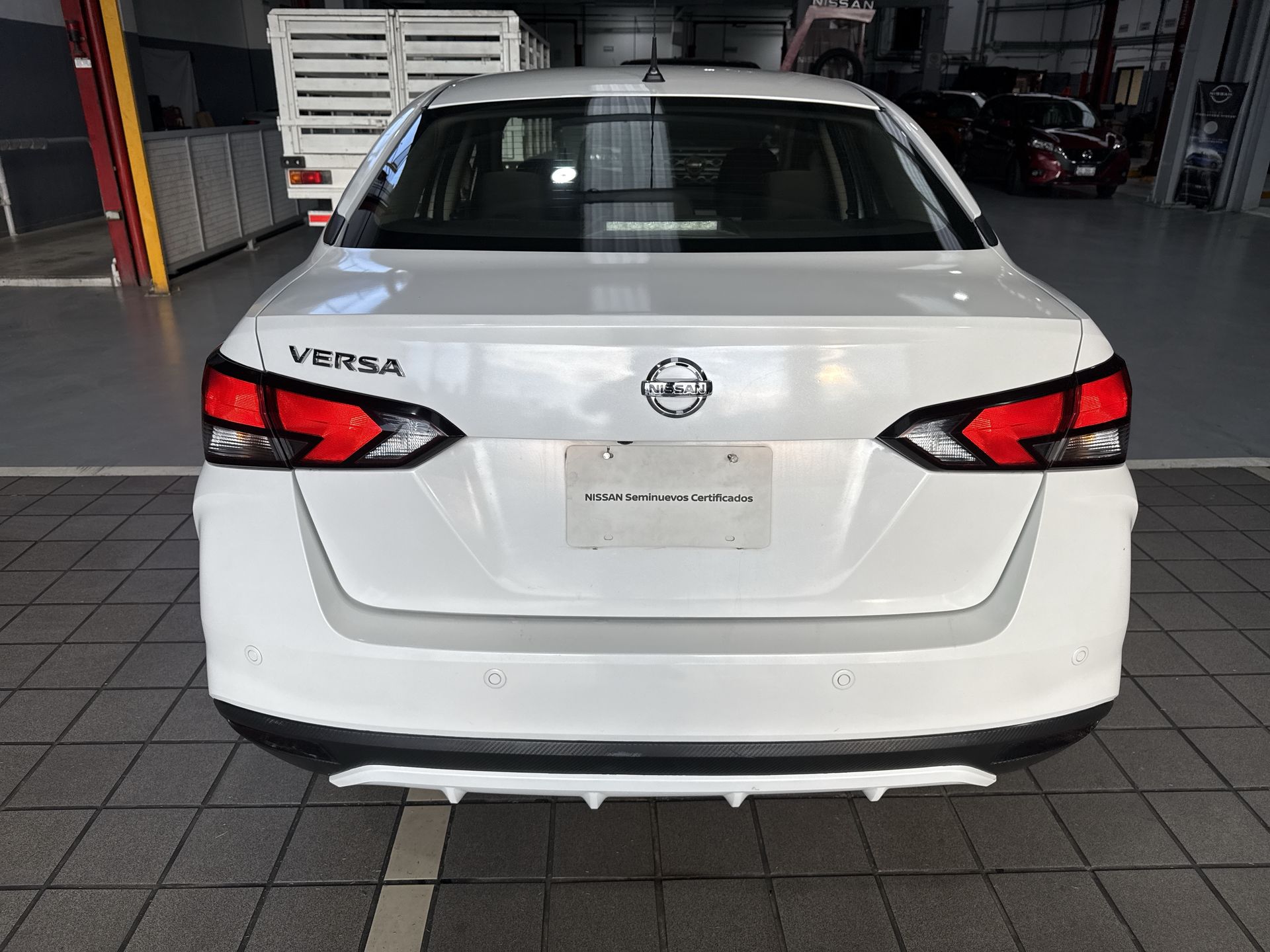 2022 Nissan VERSA VERSA ADVANCE MT