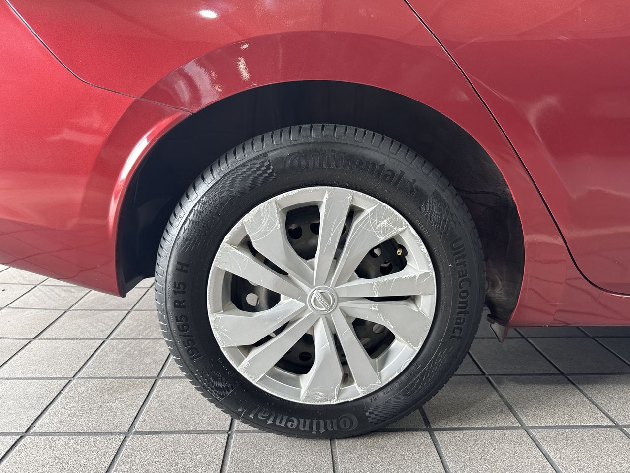 2020 Nissan VERSA SENSE CVT