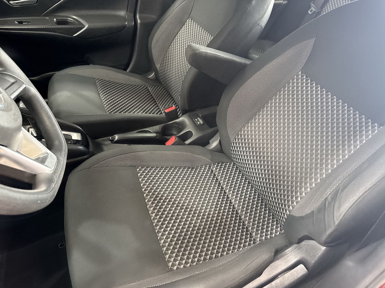 2020 Nissan VERSA SENSE CVT