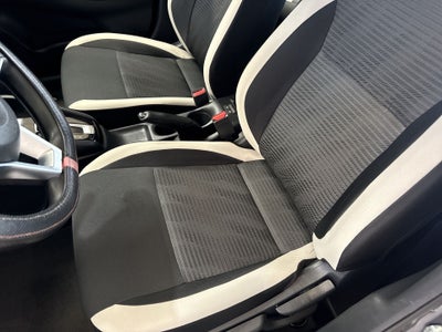 2022 Nissan VERSA ADVANCE CVT 22
