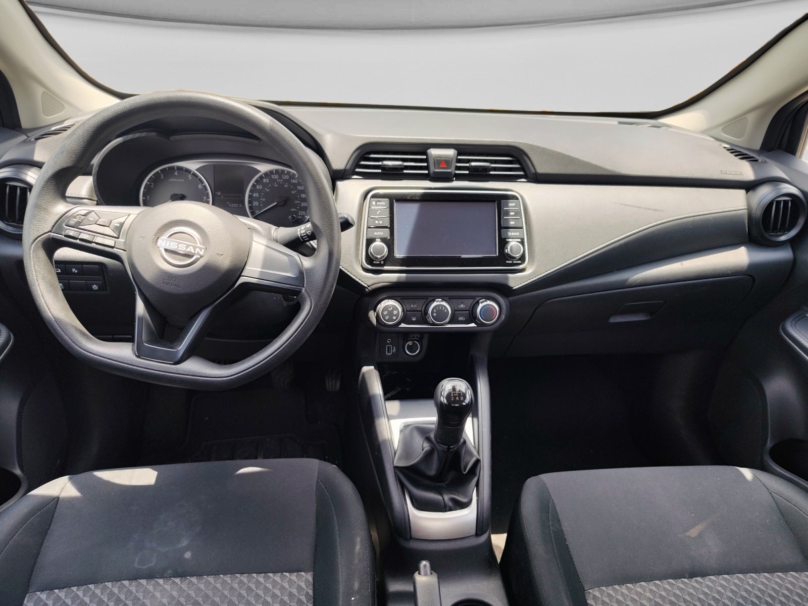 2023 Nissan VERSA SENSE MT 23