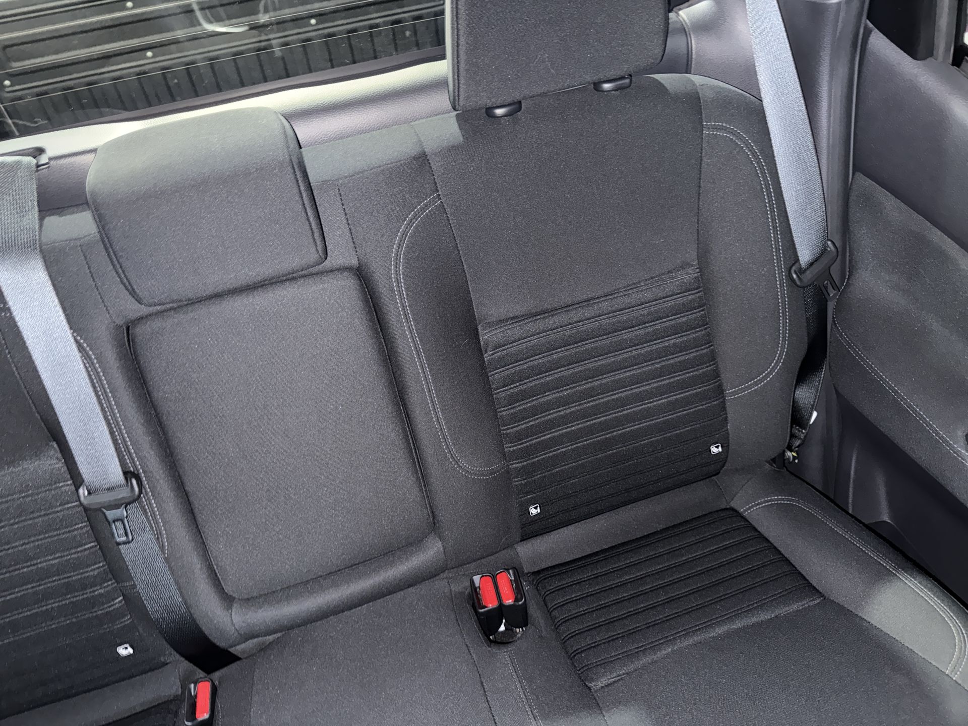 2025 Nissan FRONTIER XE TM 25