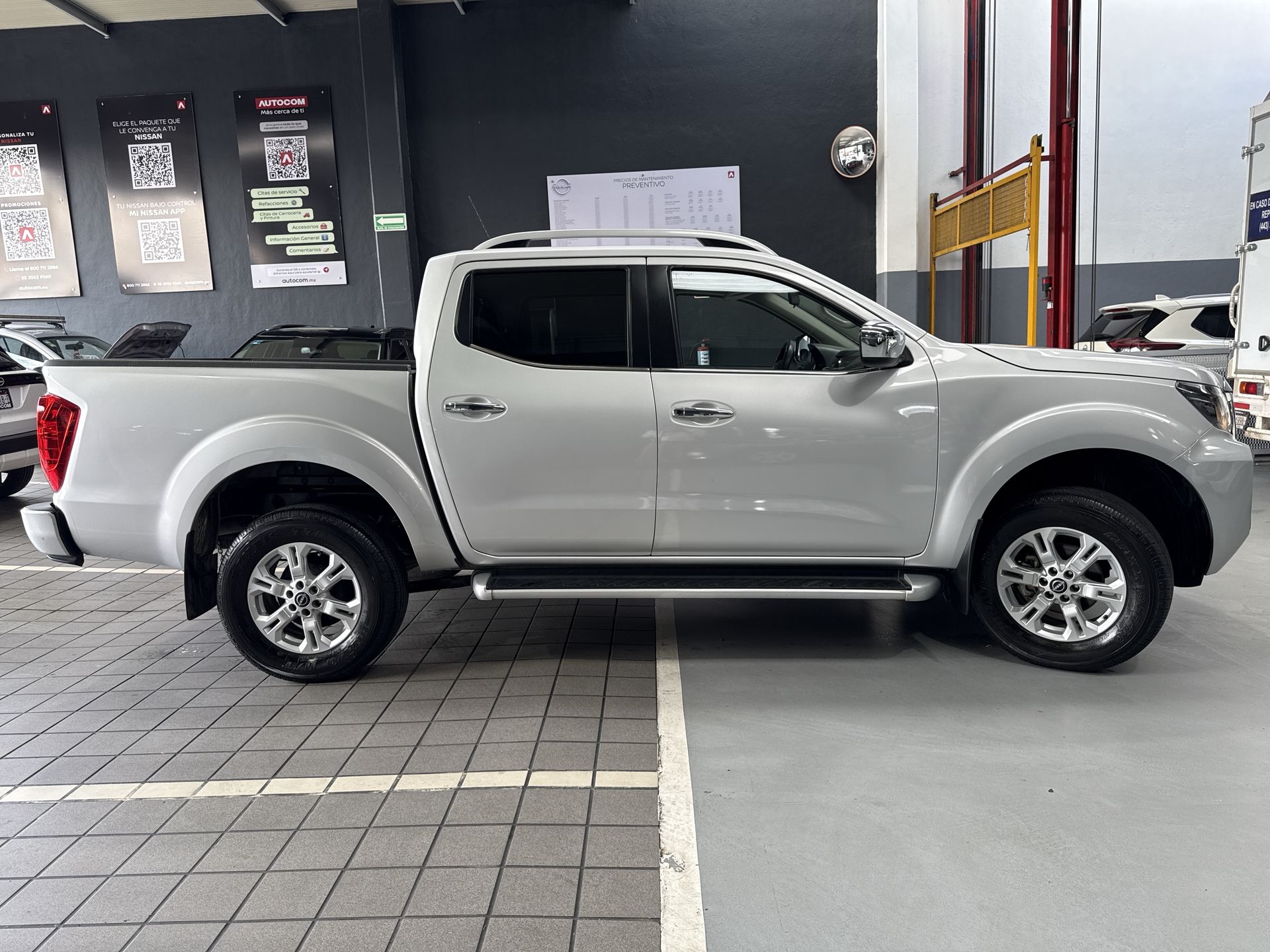 2024 Nissan FRONTIER FRONTIER LE TM 24