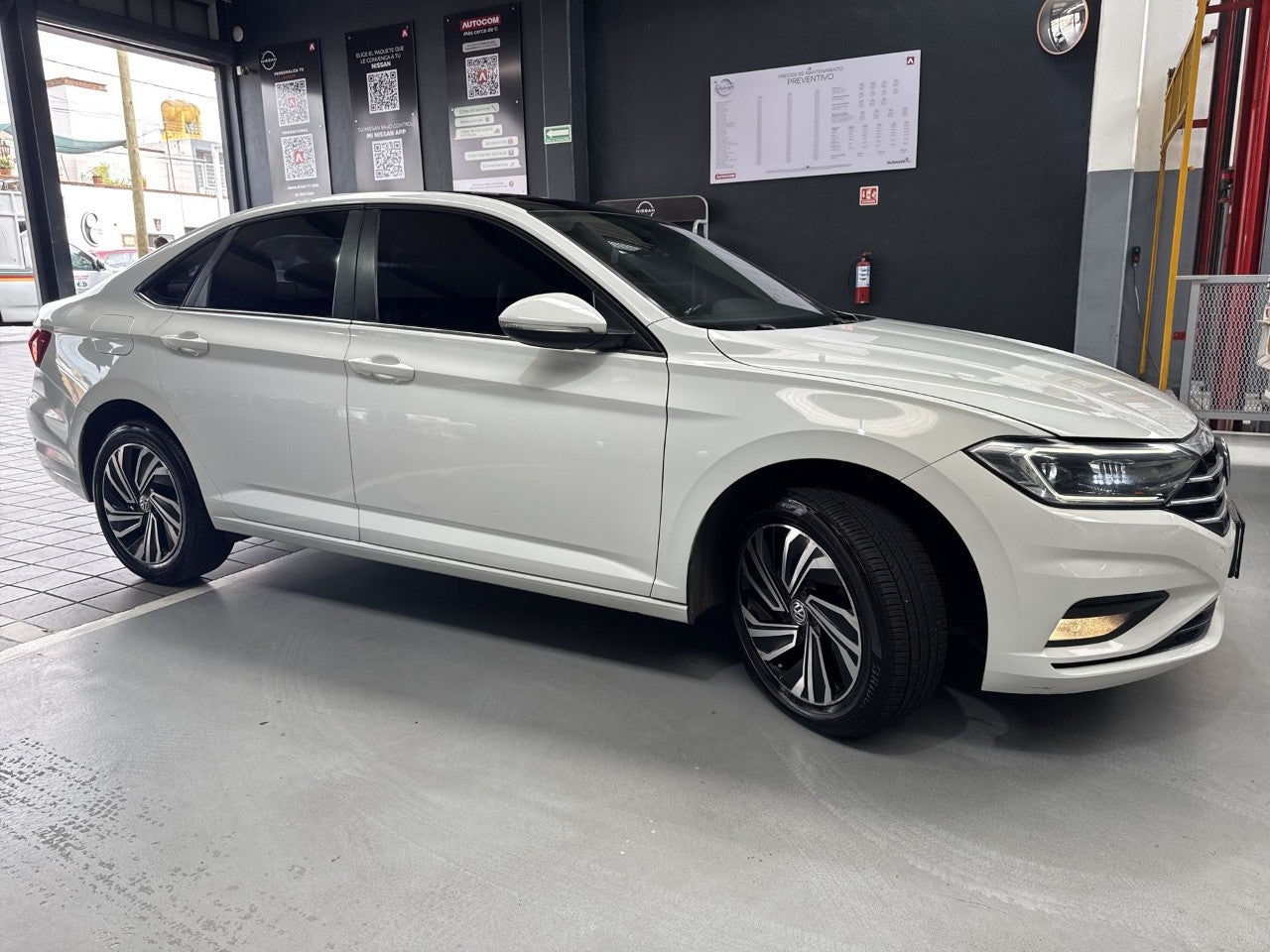 2019 Volkswagen JETTA HIGHLINE TIPTRONIC
