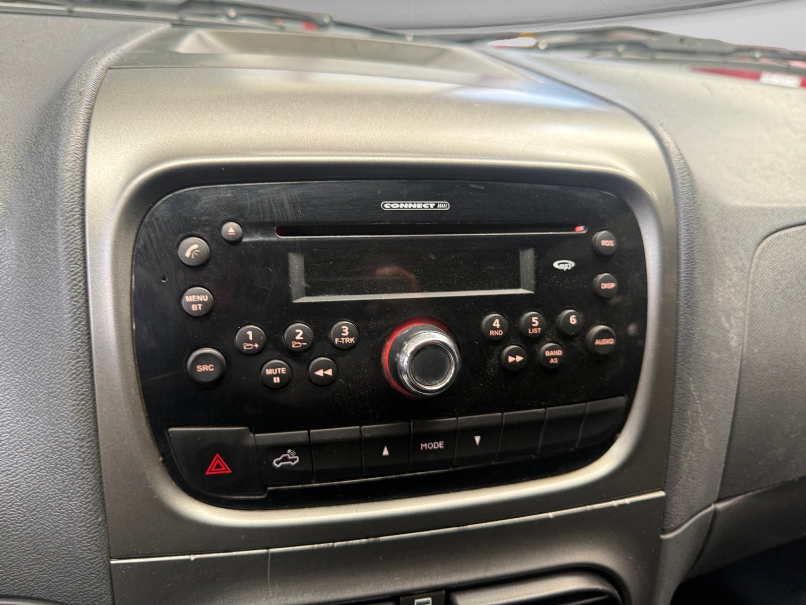 2018 RAM 700 SLT DOBLE CAB