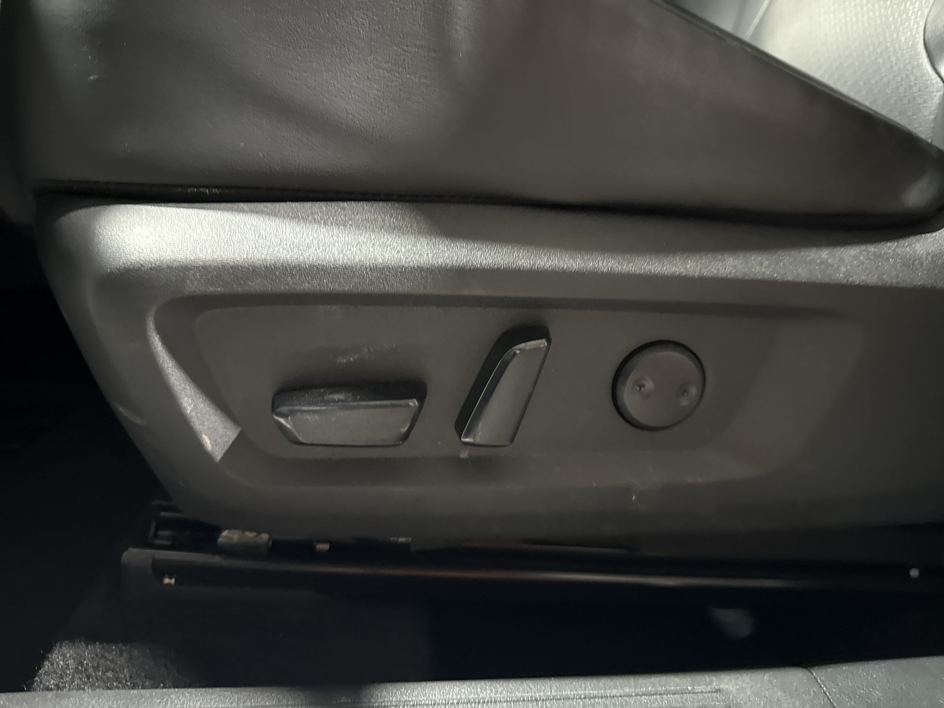 2025 Nissan X-TRAIL EXCLUSIVE 2 ROW 25