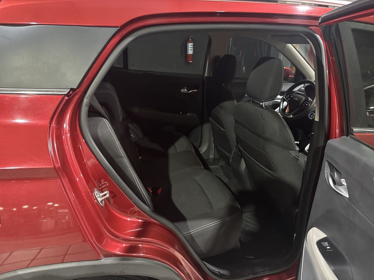 2022 Chevrolet GROOVE LT AT