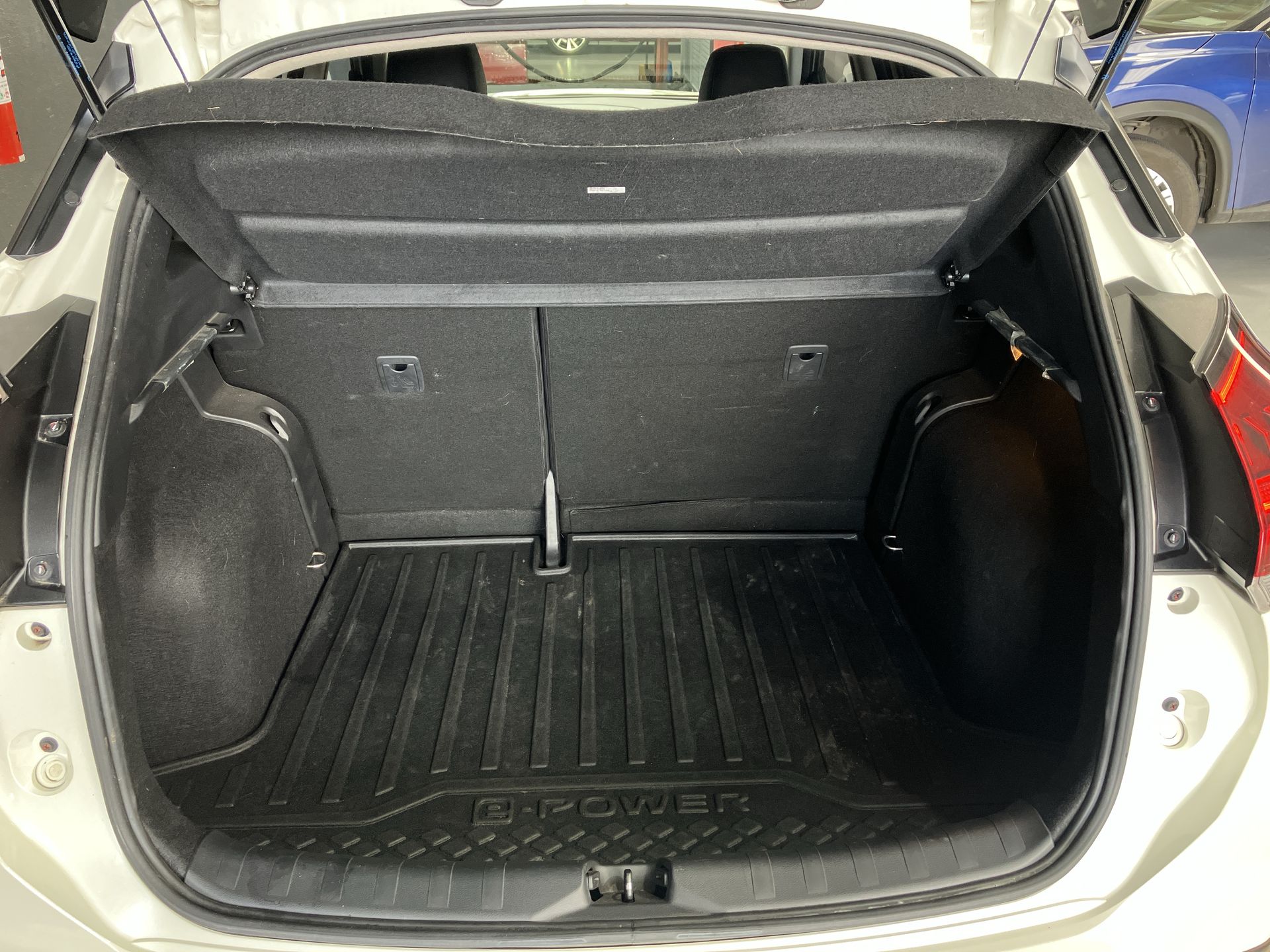 2024 Nissan KICKS E-POWER PLATINUM E-POWER 24