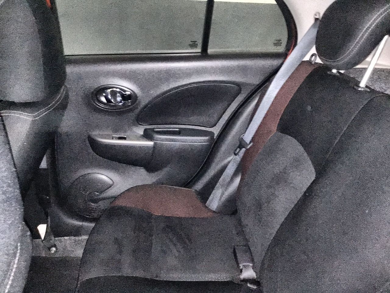 2020 Nissan MARCH EXCLUSIVE TA BI-TONO