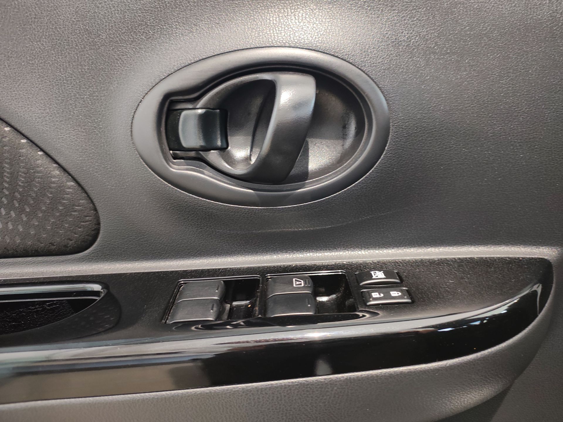 2025 Nissan MARCH ADVANCE TA 25