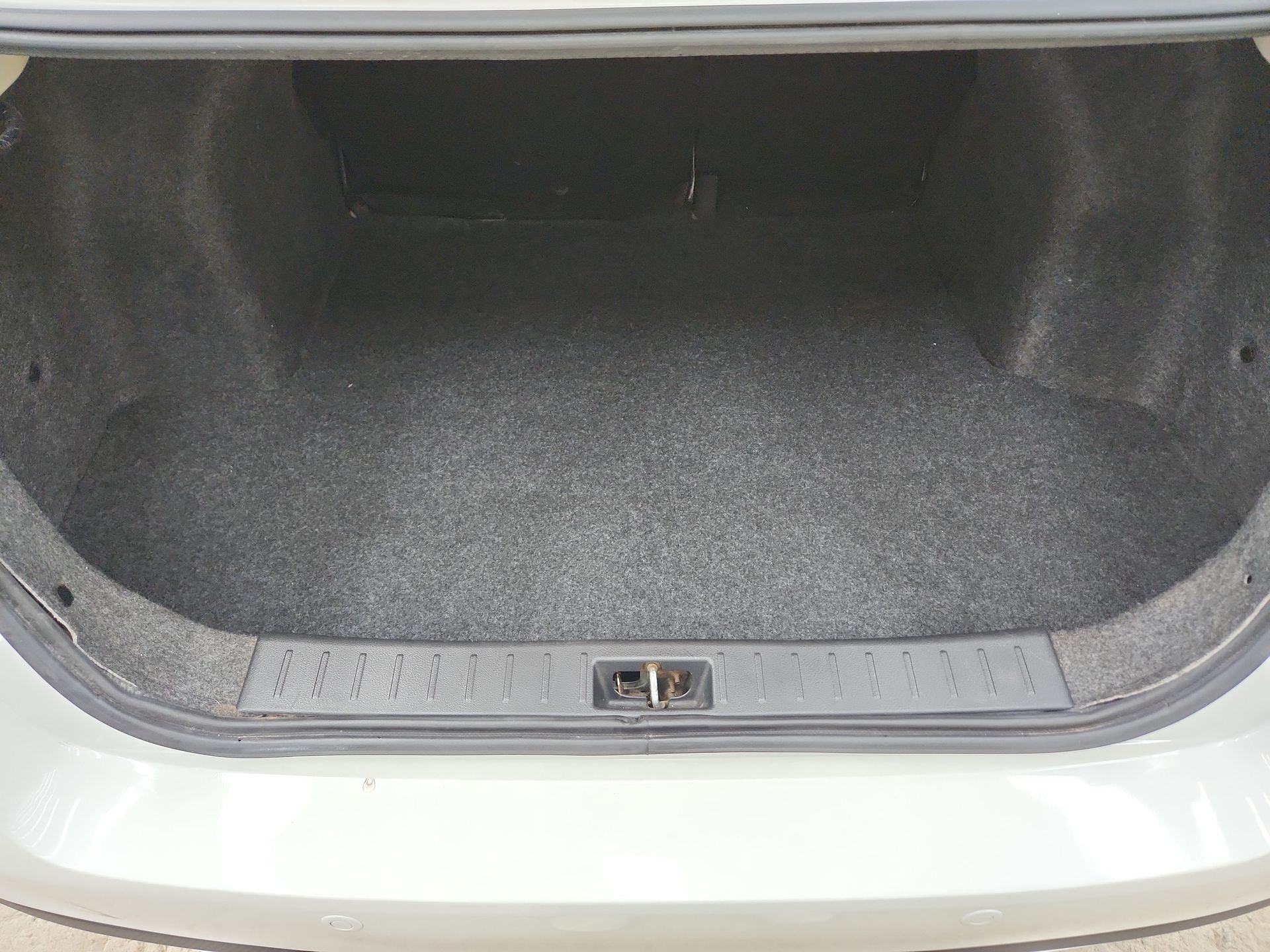 2022 Nissan VERSA ADVANCE CVT 22