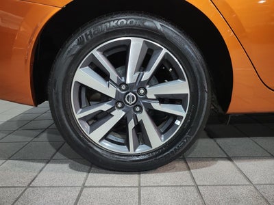 2020 Nissan VERSA ADVANCE CVT