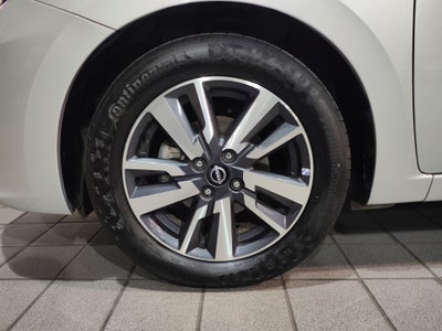 2023 Nissan VERSA ADVANCE MT 23