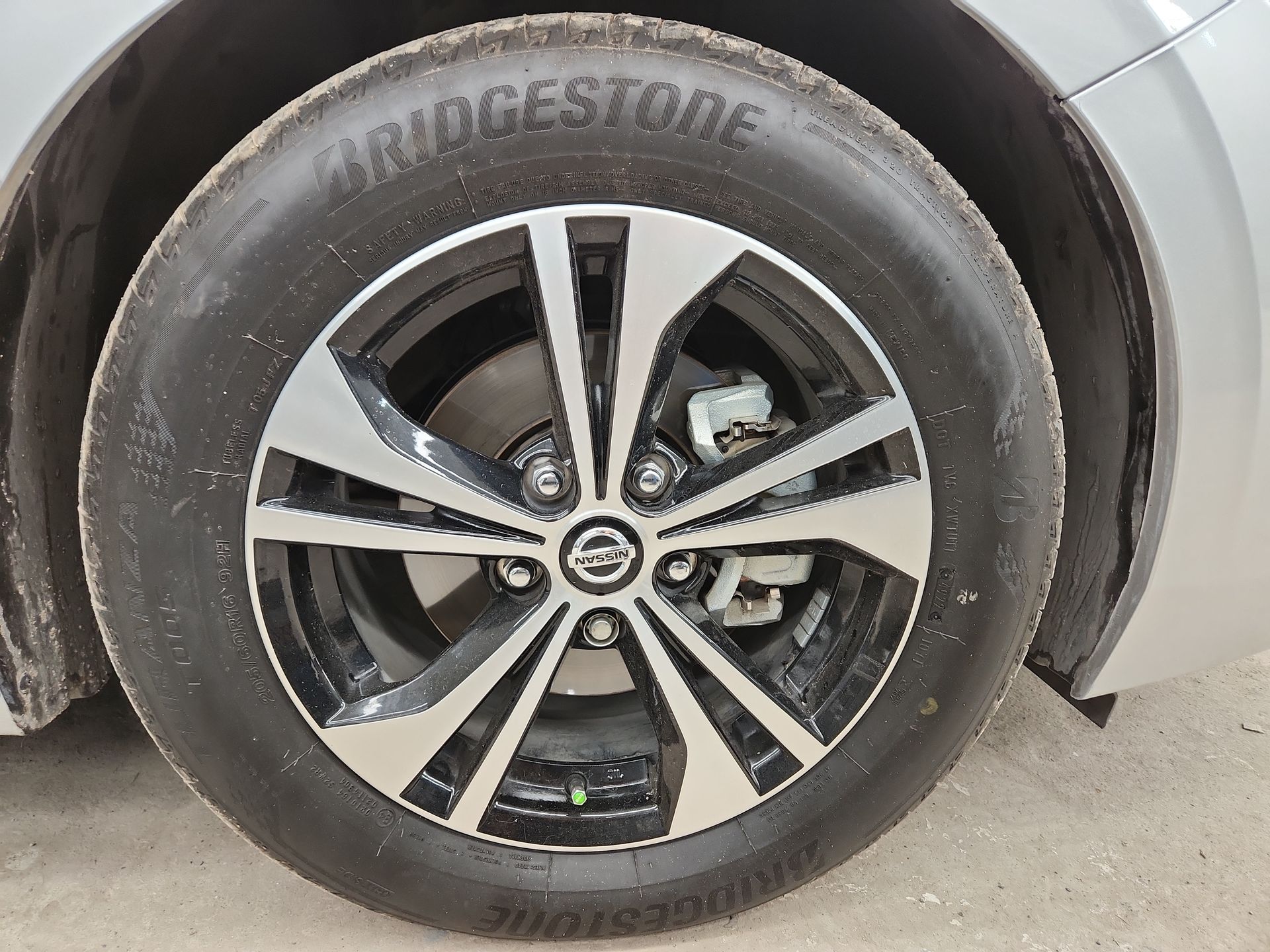 2023 Nissan SENTRA ADVANCE CVT 23