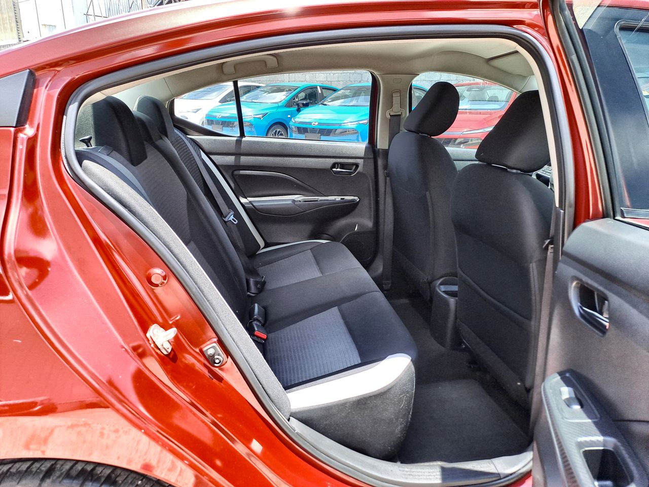 2021 Nissan VERSA ADVANCE MT 21