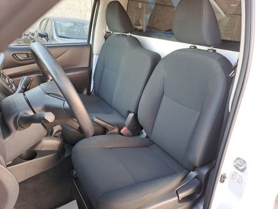 2024 Nissan NP300 NP300 CHASIS TM AC 24