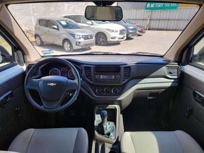 2022 Chevrolet TORNADO VAN LS B