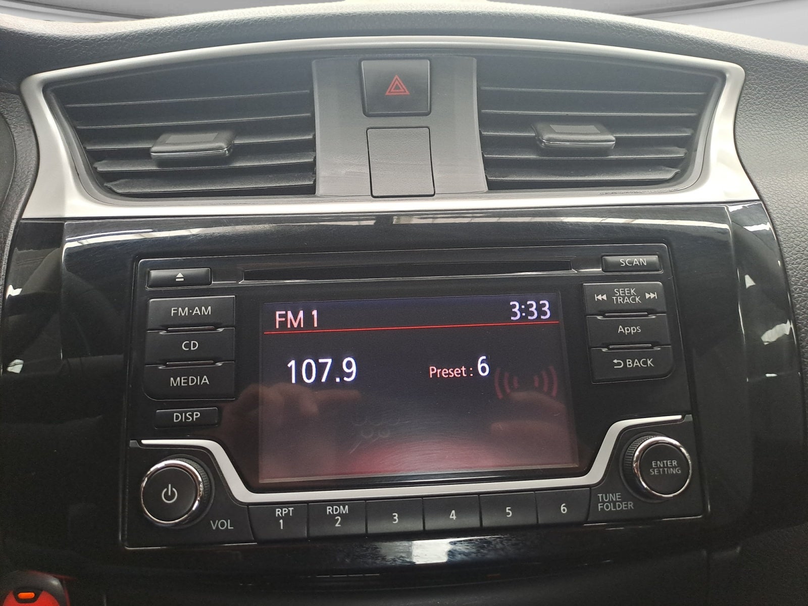 2019 Nissan SENTRA ADVANCE MT
