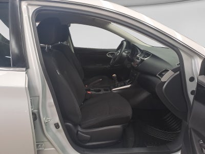 2019 Nissan SENTRA ADVANCE MT