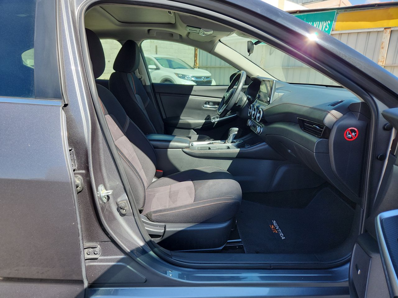 2021 Nissan SENTRA SR BITONO CVT 21