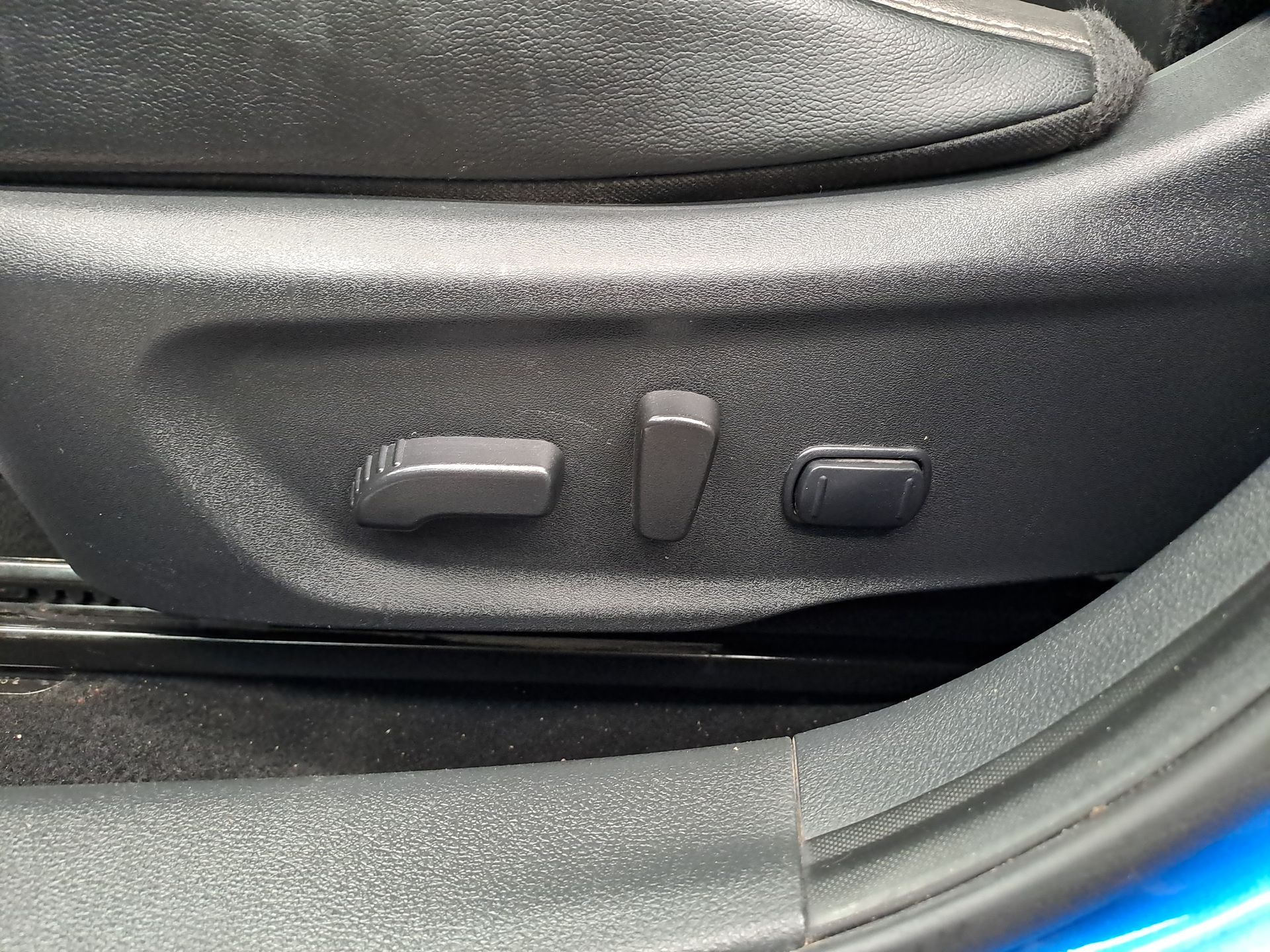 2023 Nissan SENTRA PLATINUM BITONO CVT 23