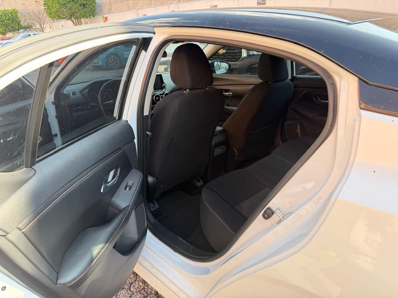 2023 Nissan SENTRA SR BITONO CVT 23