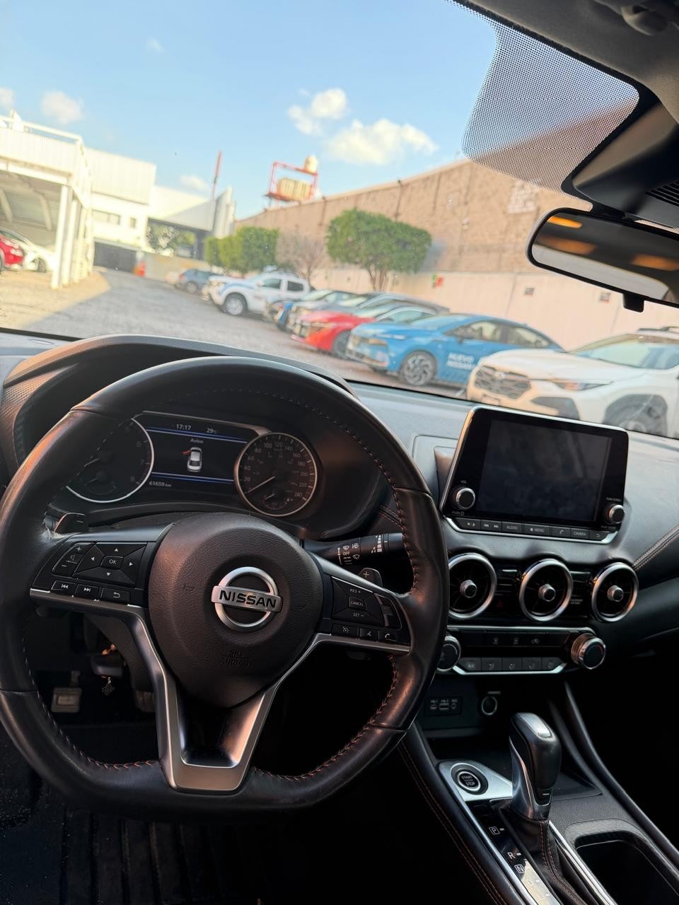 2023 Nissan SENTRA SR BITONO CVT 23