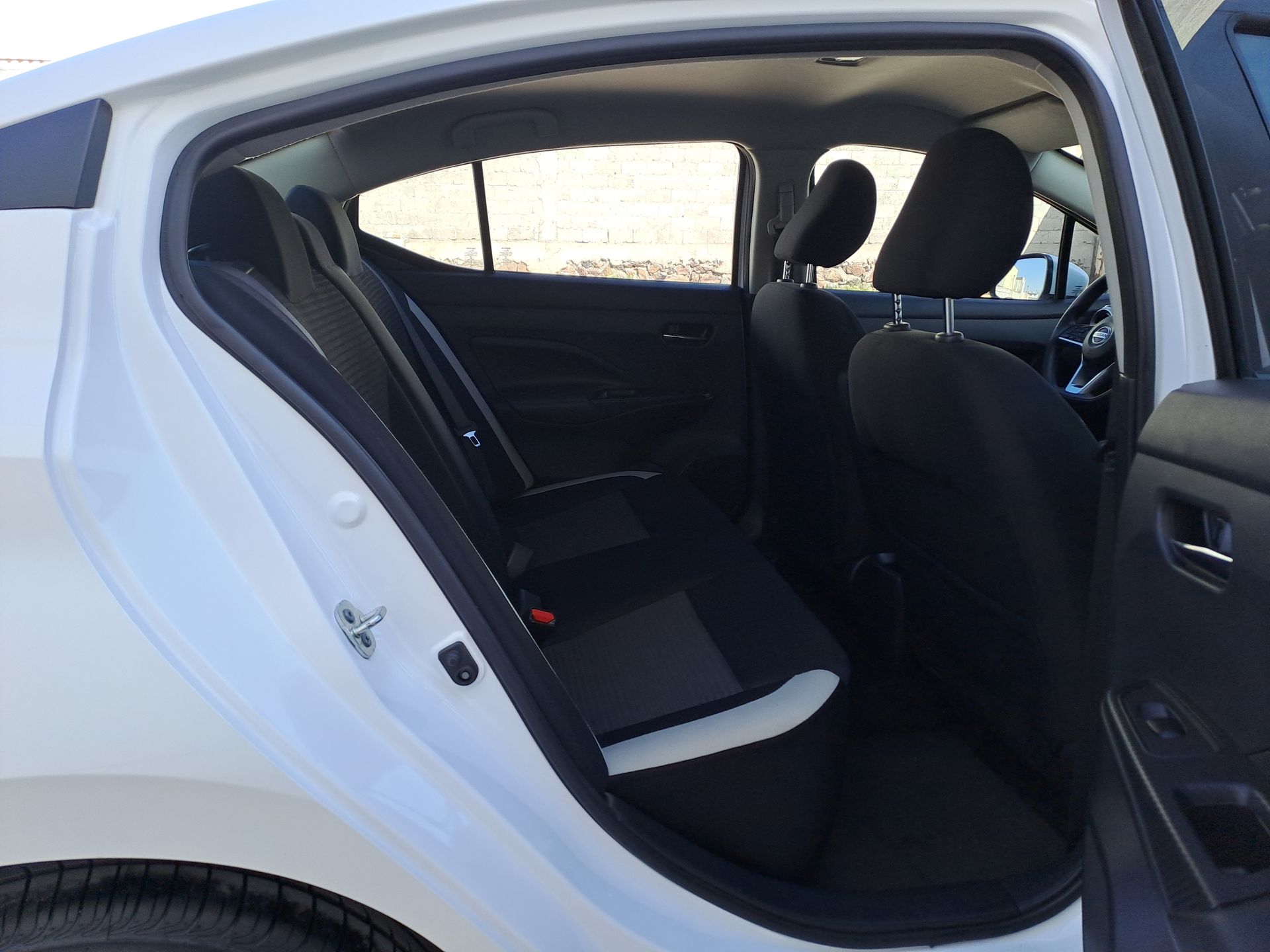 2022 Nissan VERSA ADVANCE CVT 22