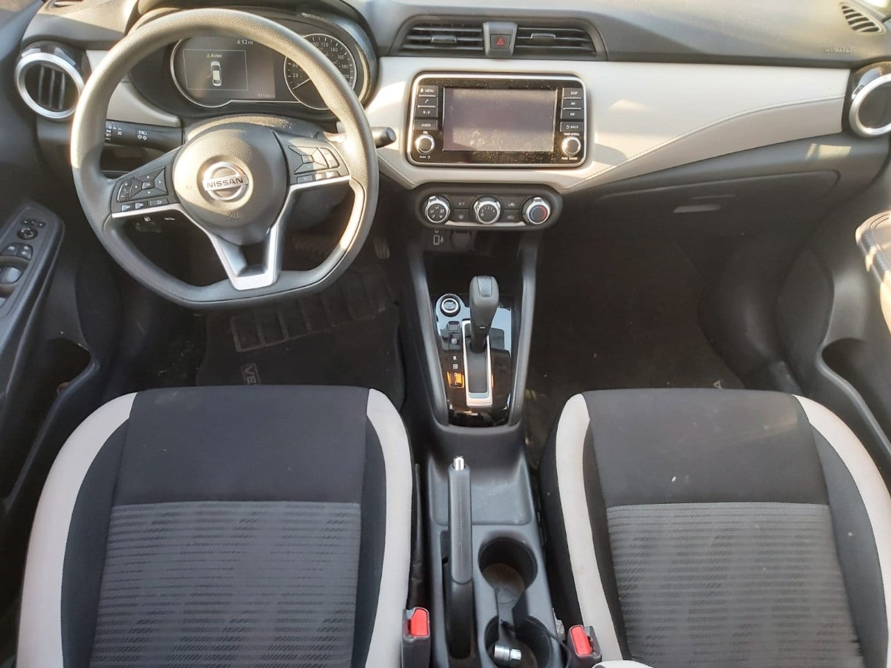2022 Nissan VERSA ADVANCE CVT 22