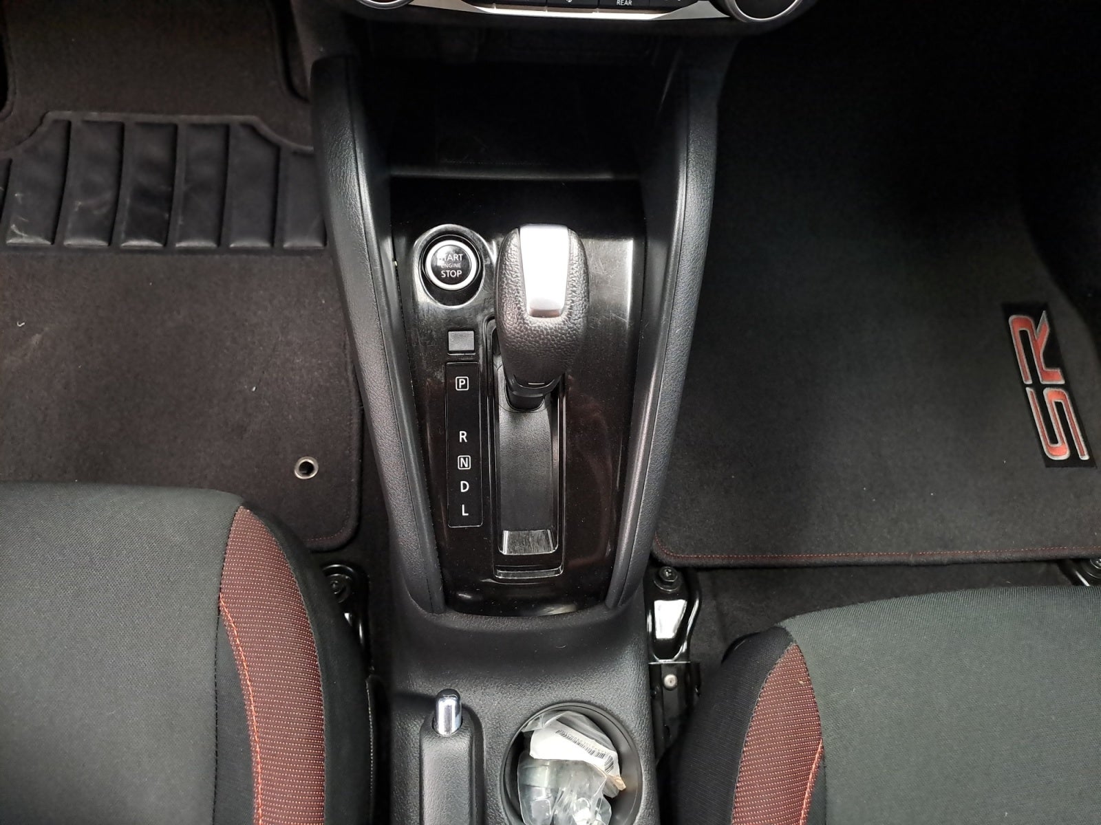2025 Nissan VERSA SR CVT 25