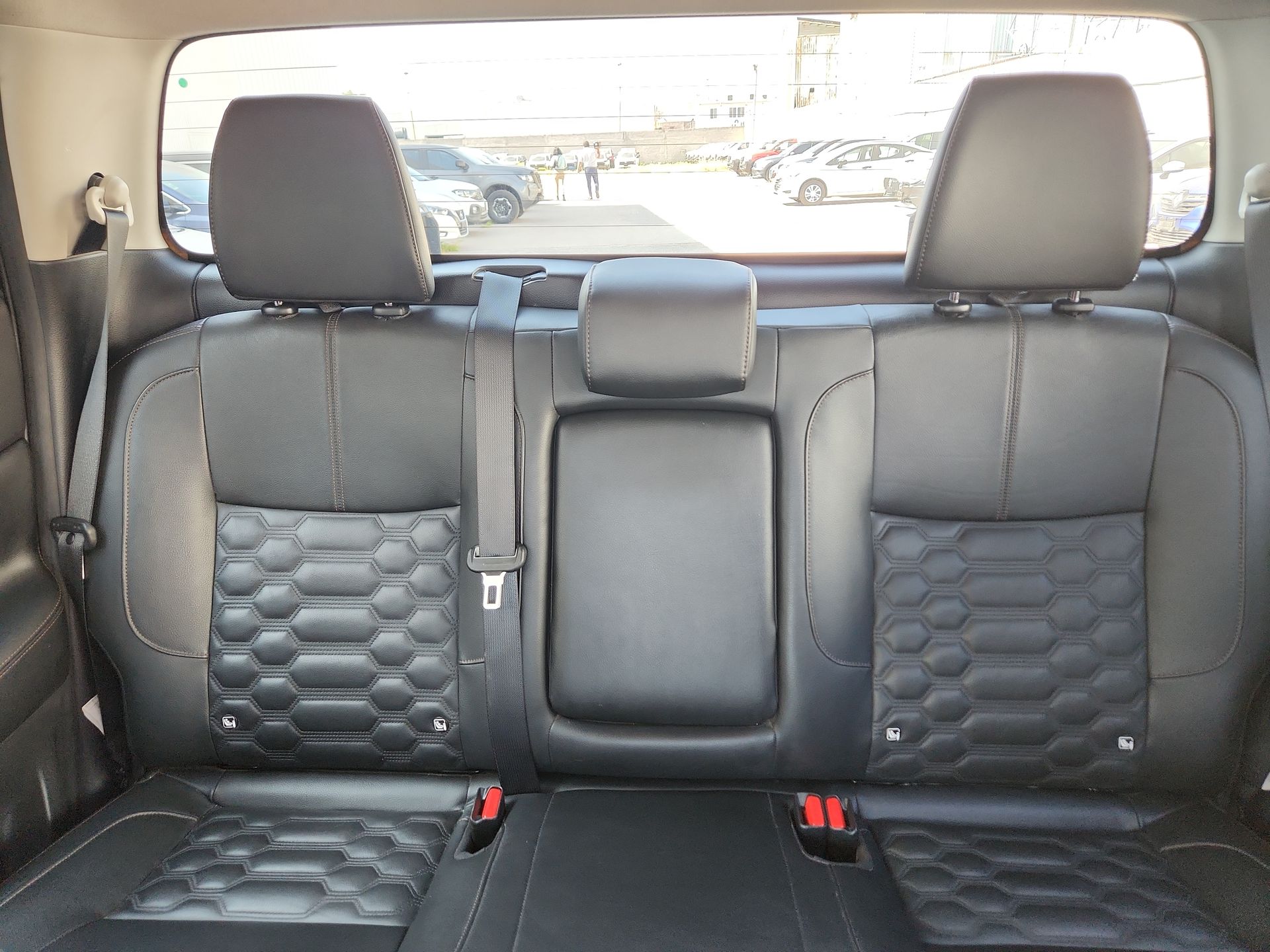 2023 Nissan FRONTIER PLATINUM LE TA 23