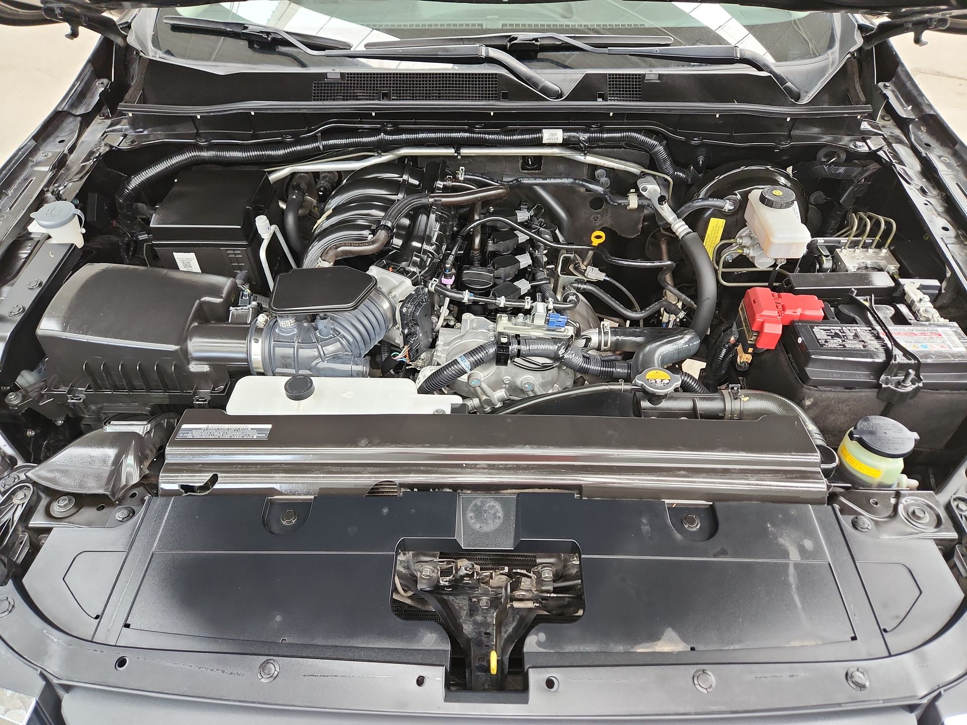 2023 Nissan FRONTIER PLATINUM LE TA 23