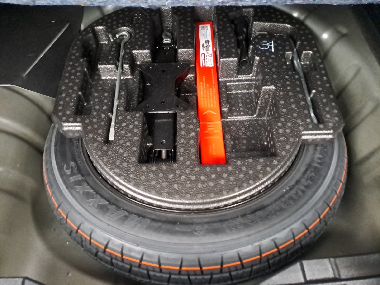 2025 Nissan KICKS ADVANCE CVT 25