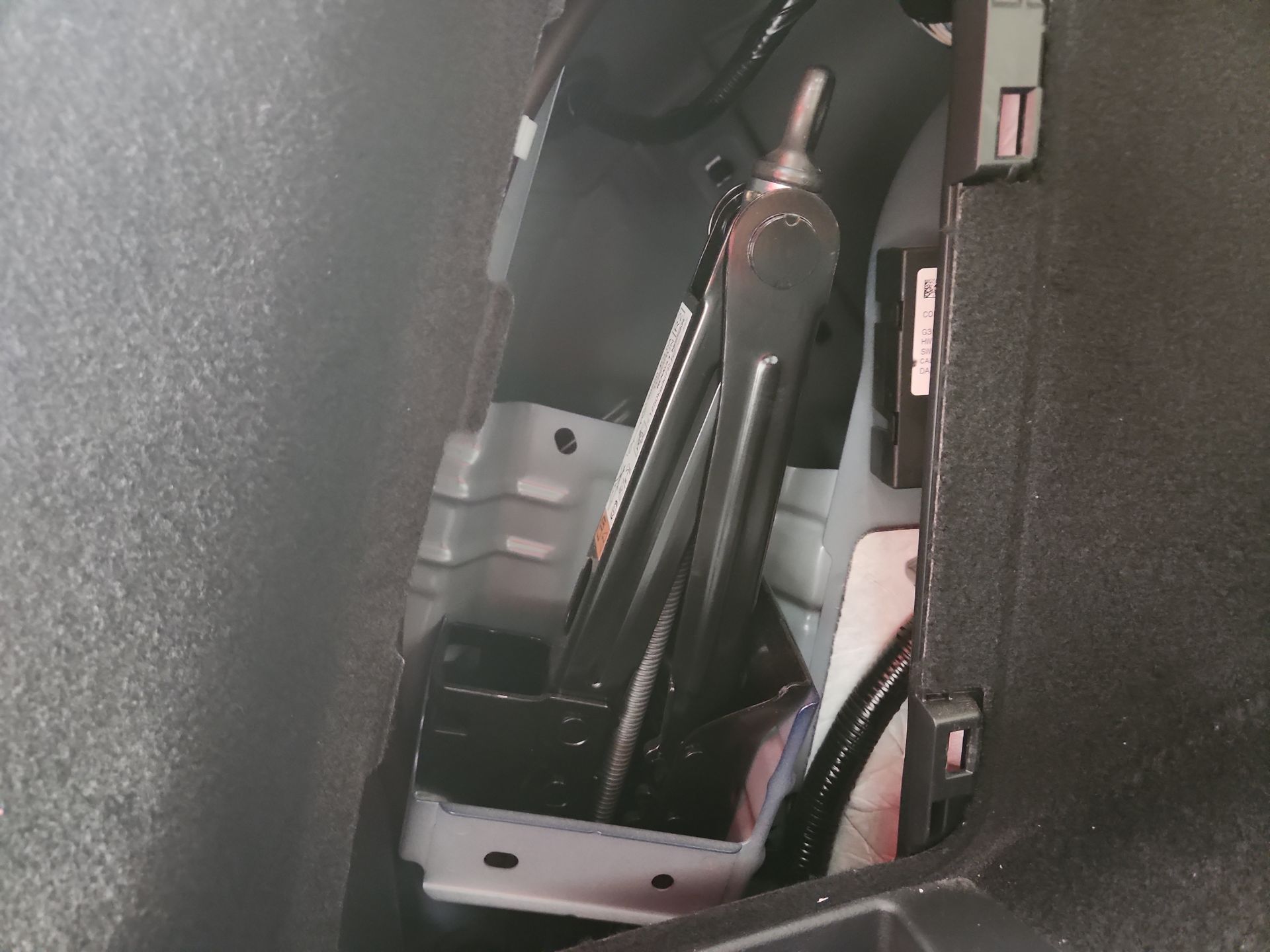 2025 Nissan X-TRAIL E-POWER PLATINUM PLUS 2 ROW 25