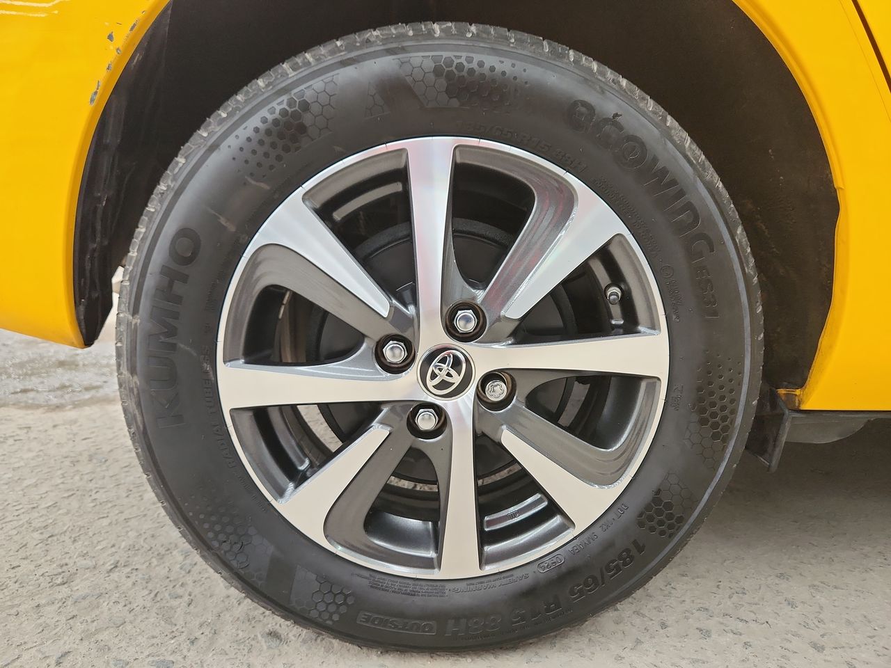 2020 Toyota PRIUS C PRIUS C