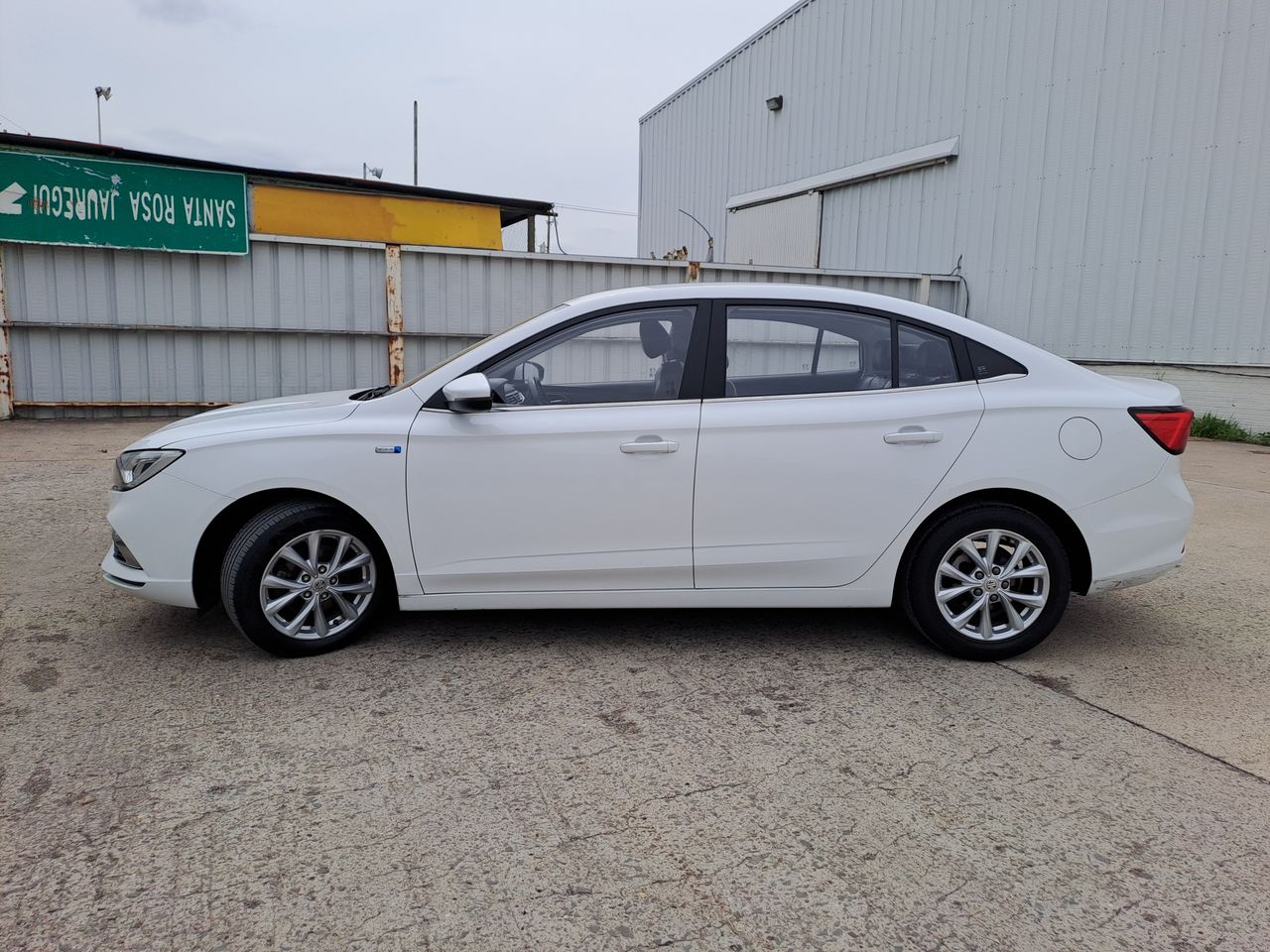 2023 MG MG5 1.5L COM EXCITE MT
