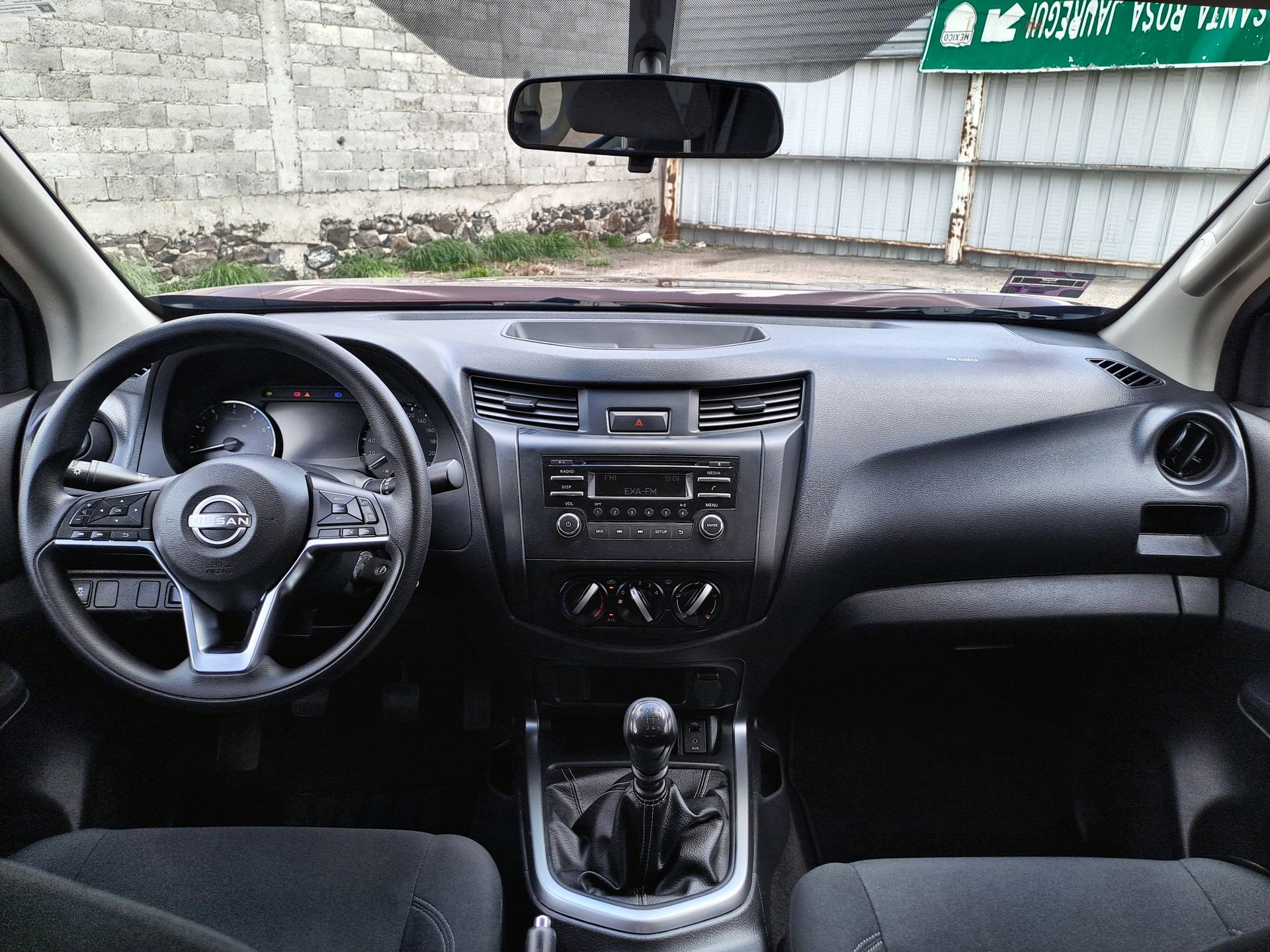 2024 Nissan FRONTIER FRONTIER XE TM 24