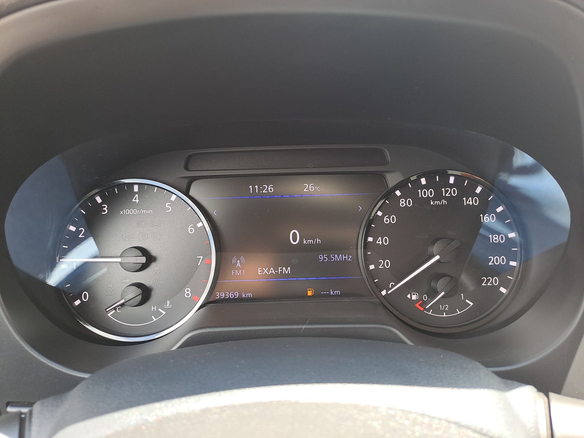 2024 Nissan FRONTIER FRONTIER XE TM 24