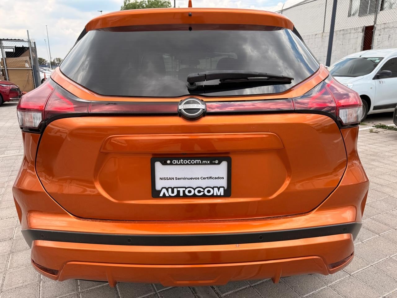 2023 Nissan KICKS KICKS EXCLUSIVE CVT NEGRO