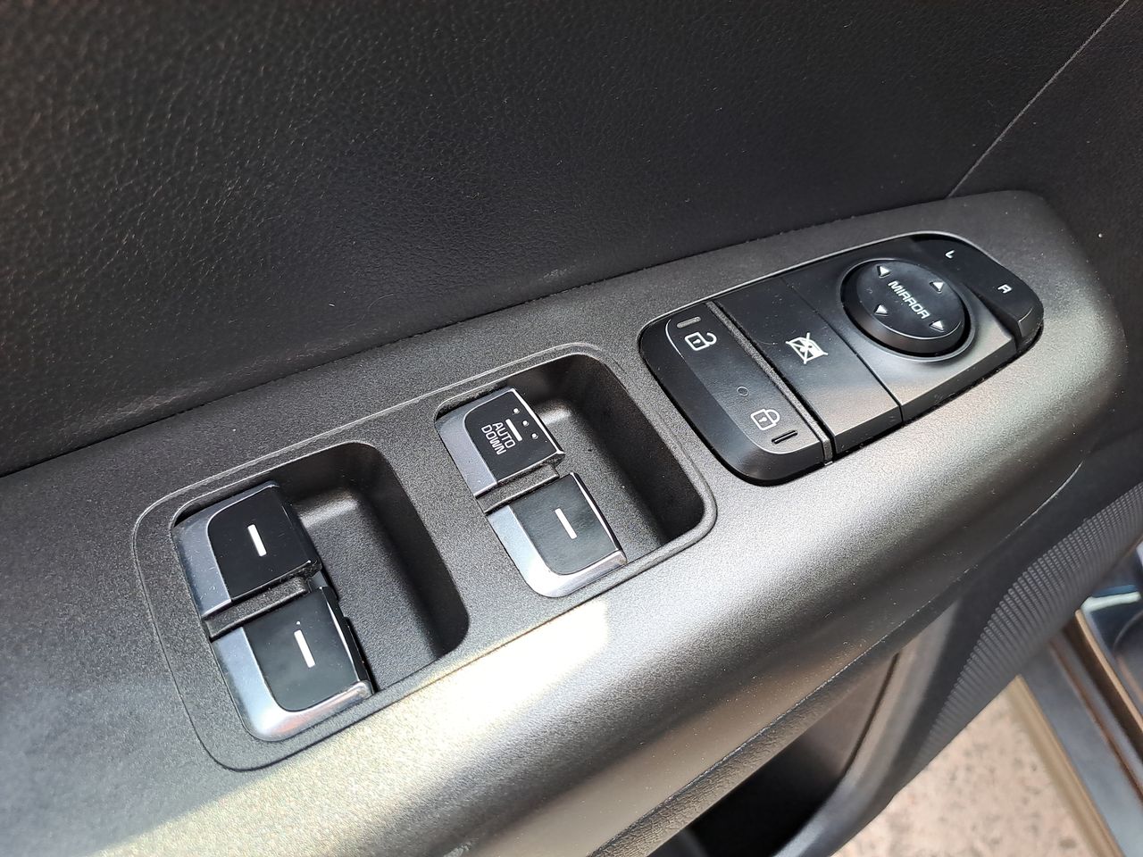 2019 Kia SPORTAGE 2.4L SXL T/A