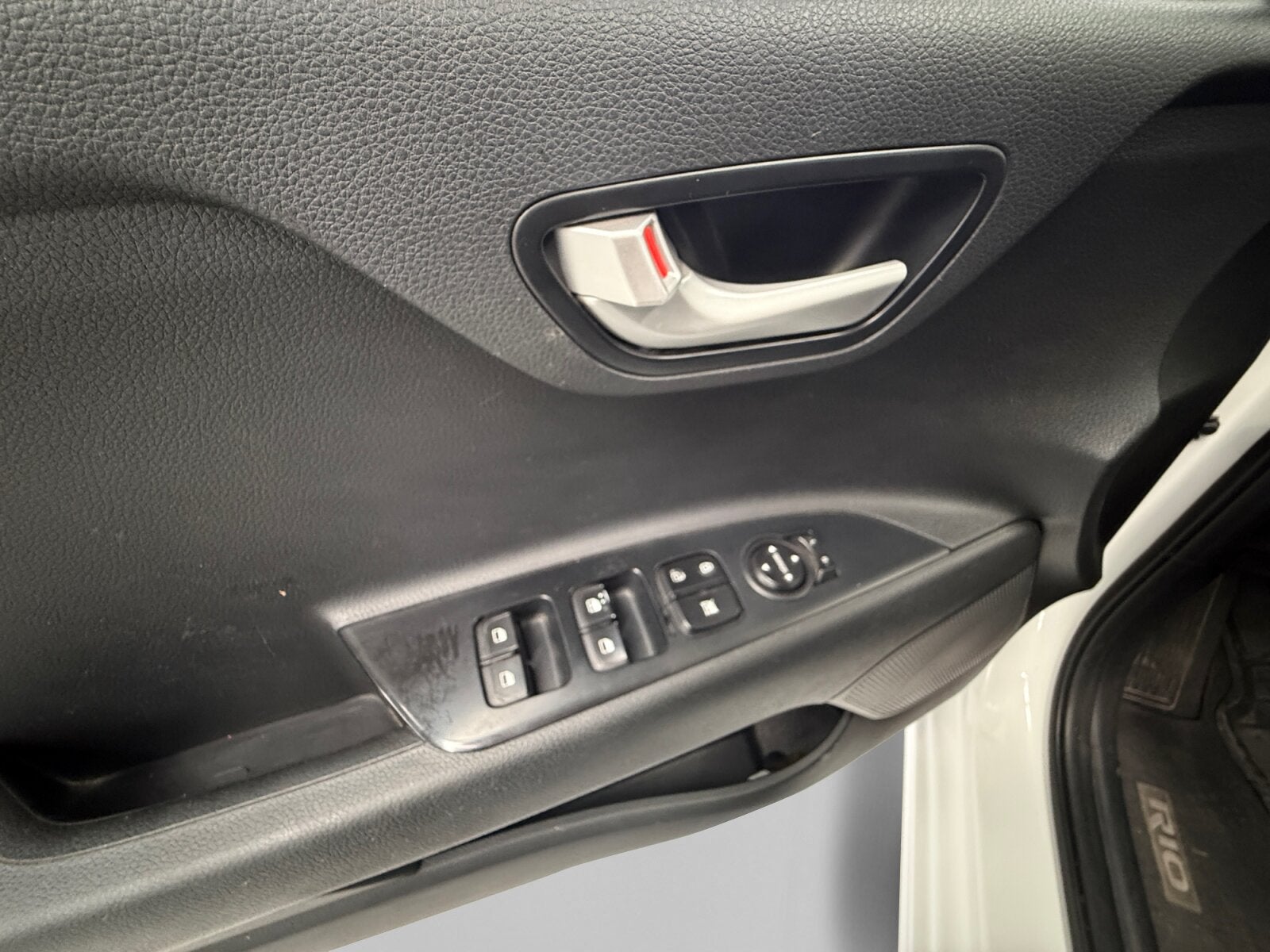 2018 Kia RIO LX 1.6 AT
