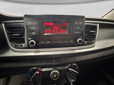 2018 Kia RIO LX 1.6 AT