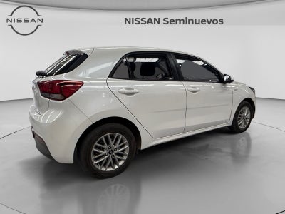 2018 Kia RIO LX 1.6 AT