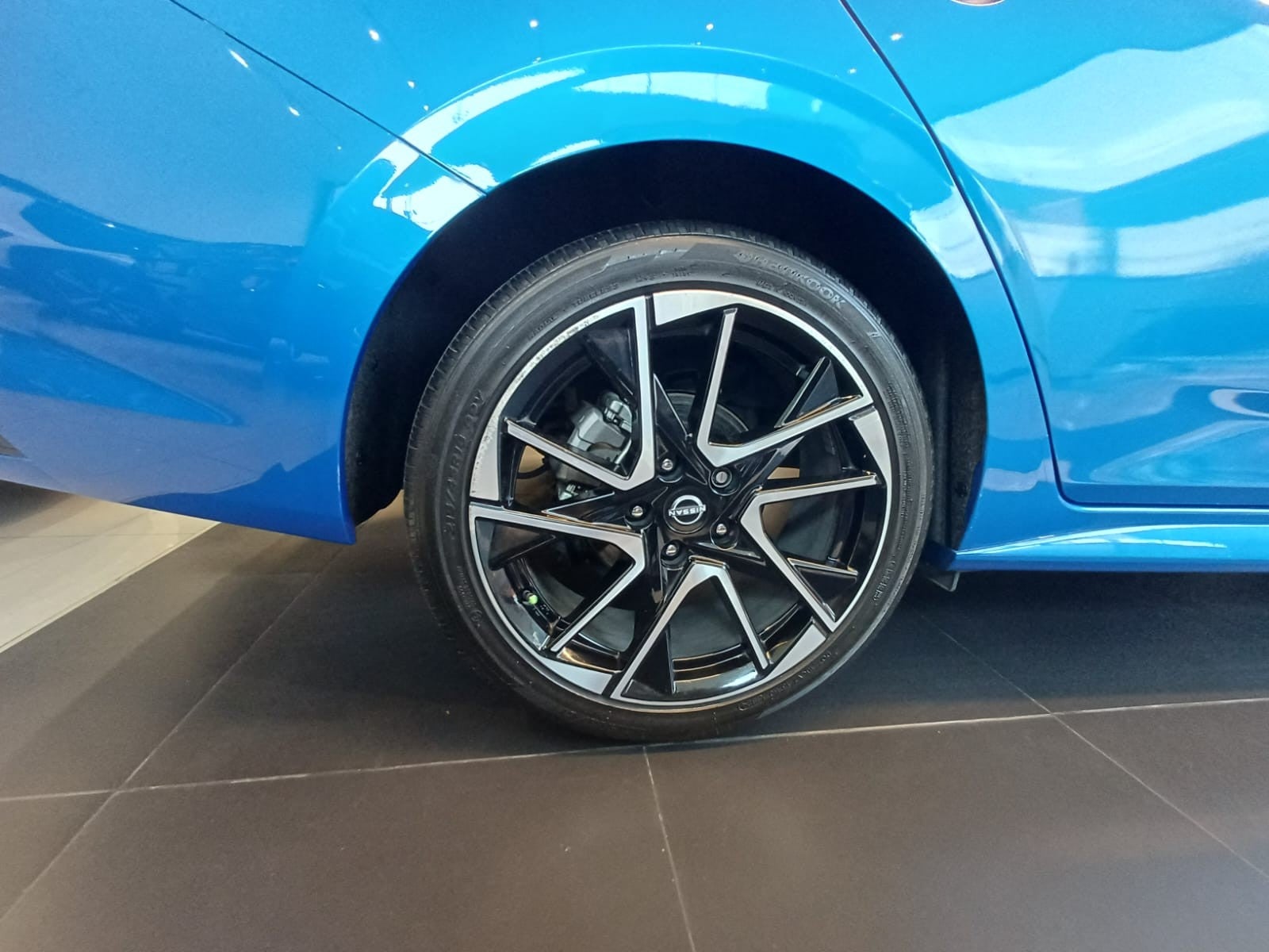 2024 Nissan SENTRA PLATINUM BITONO CVT 24