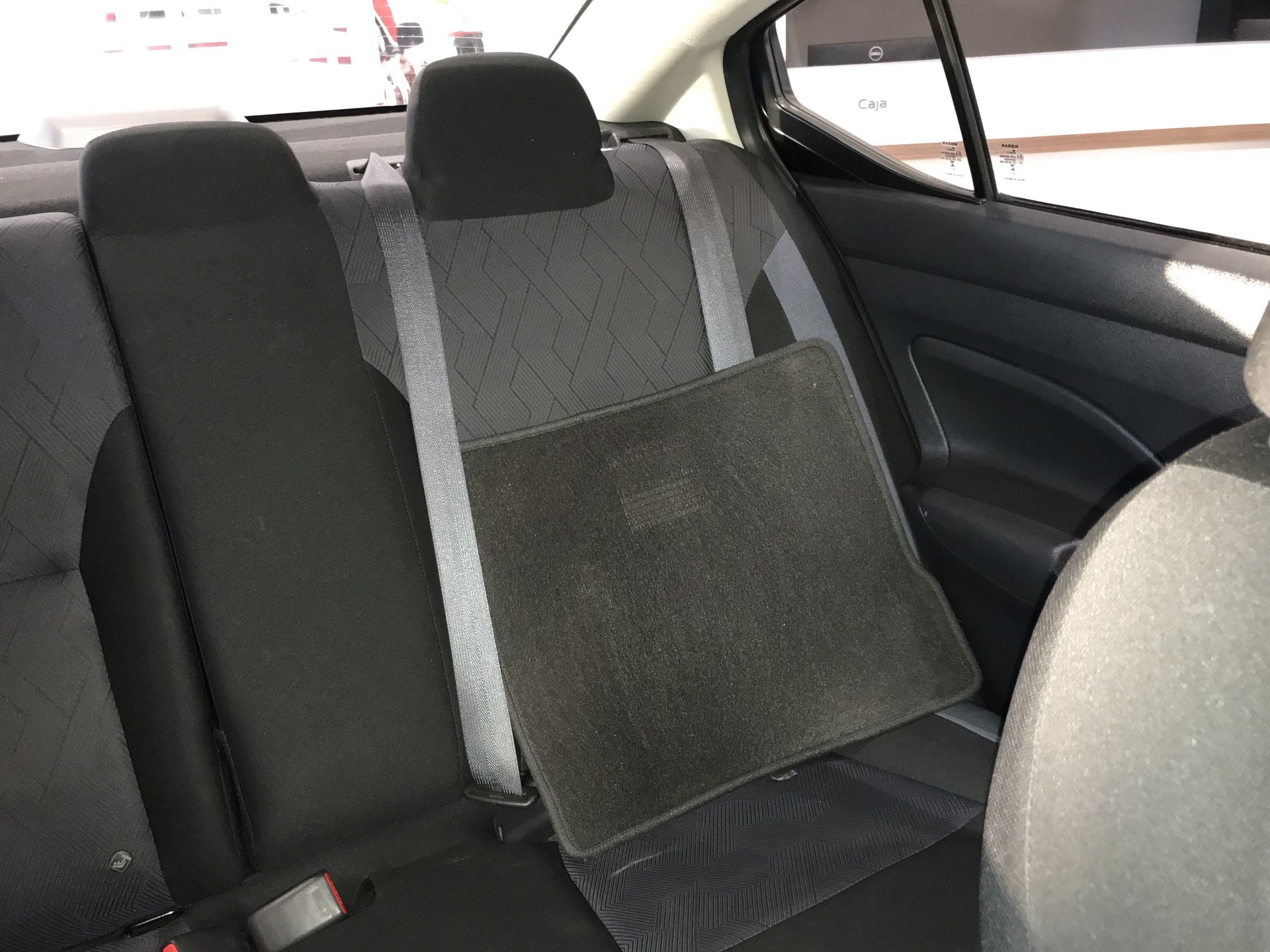 2023 Nissan VERSA ADVANCE MT 23