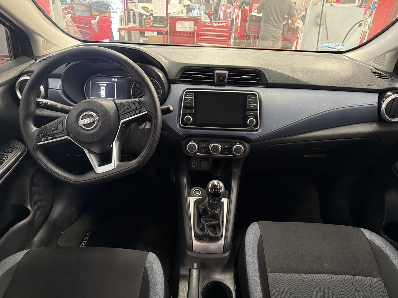 2023 Nissan VERSA ADVANCE MT 23